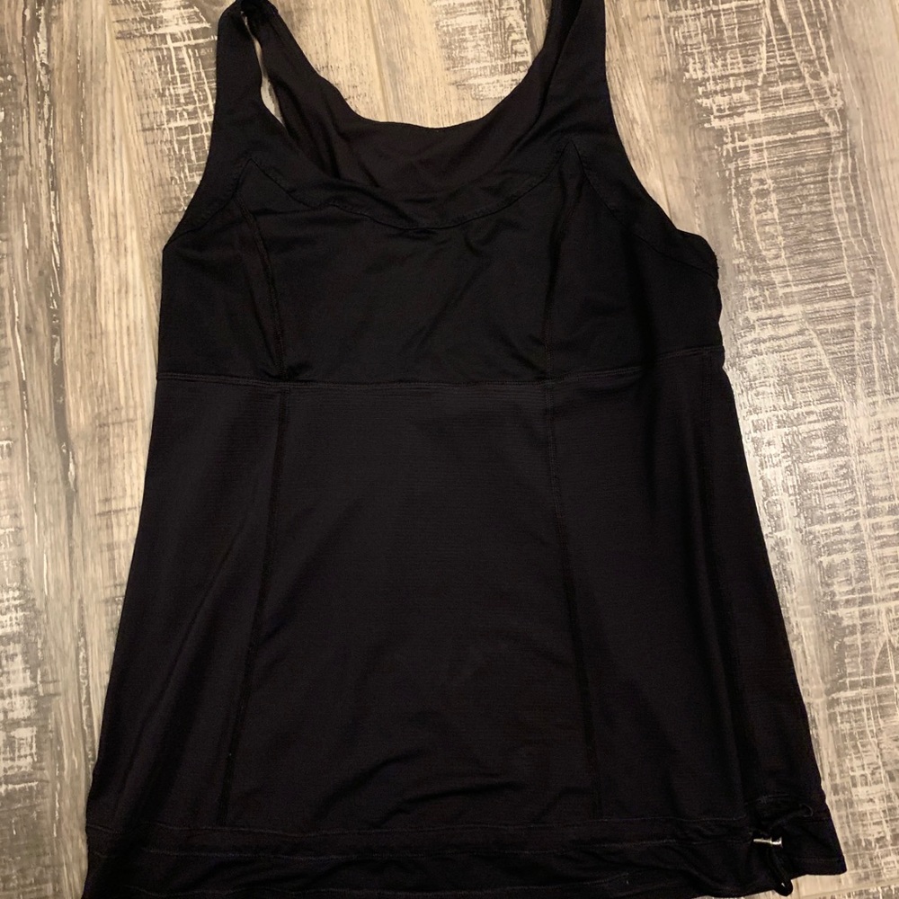 women’s lululemon work out tank top
